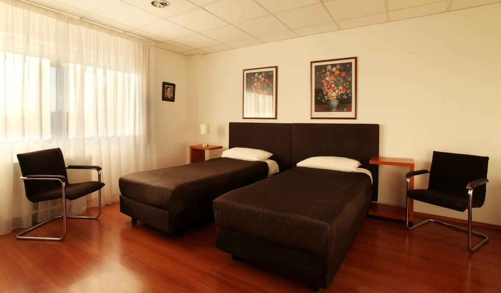 Sos Motel Hatvan Oda fotoğraf
