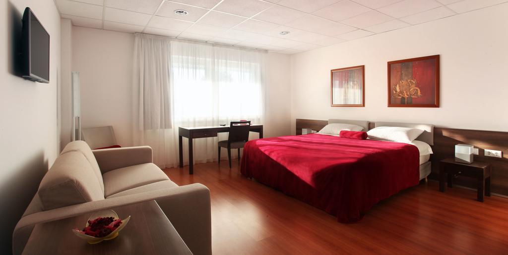 Sos Motel Hatvan Oda fotoğraf