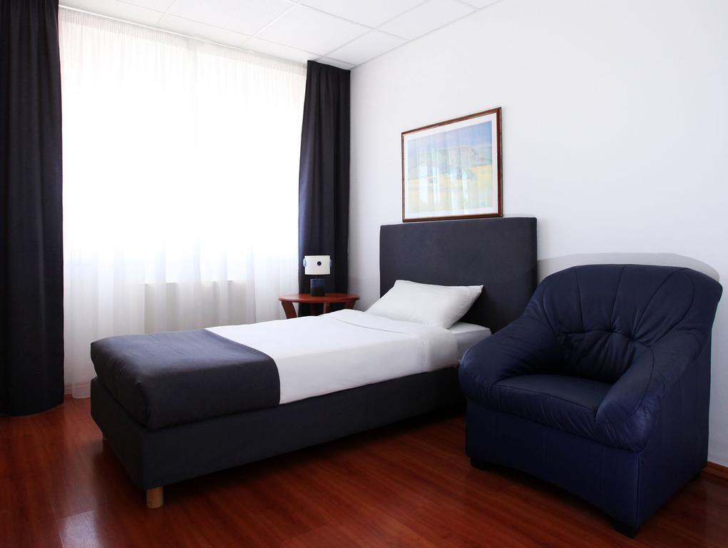 Sos Motel Hatvan Oda fotoğraf